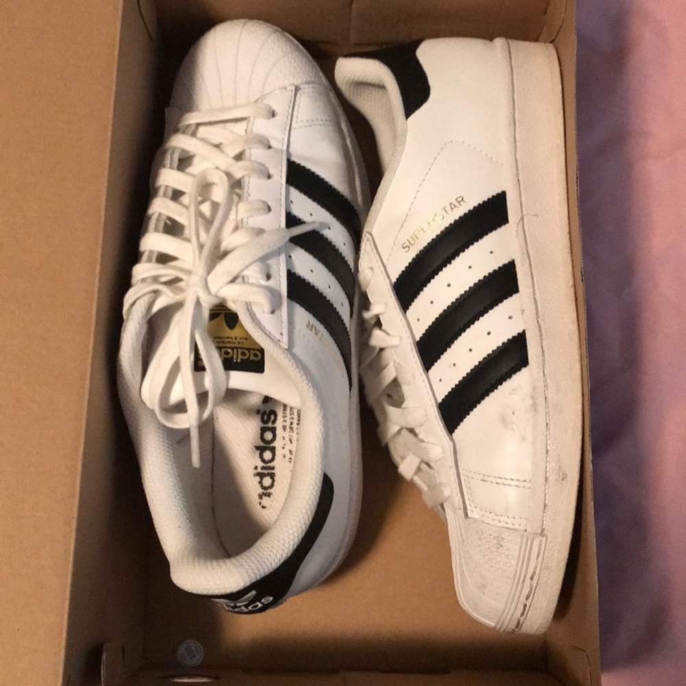 Adidas Superstar